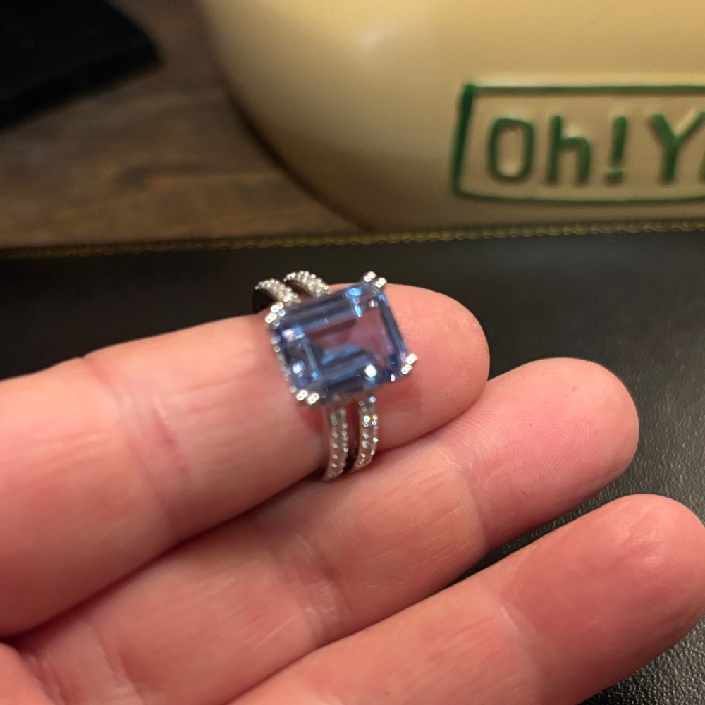 Stunning,  925 Silver & Aquamarine Gemstone & CZ  Ring Size 7 1/2